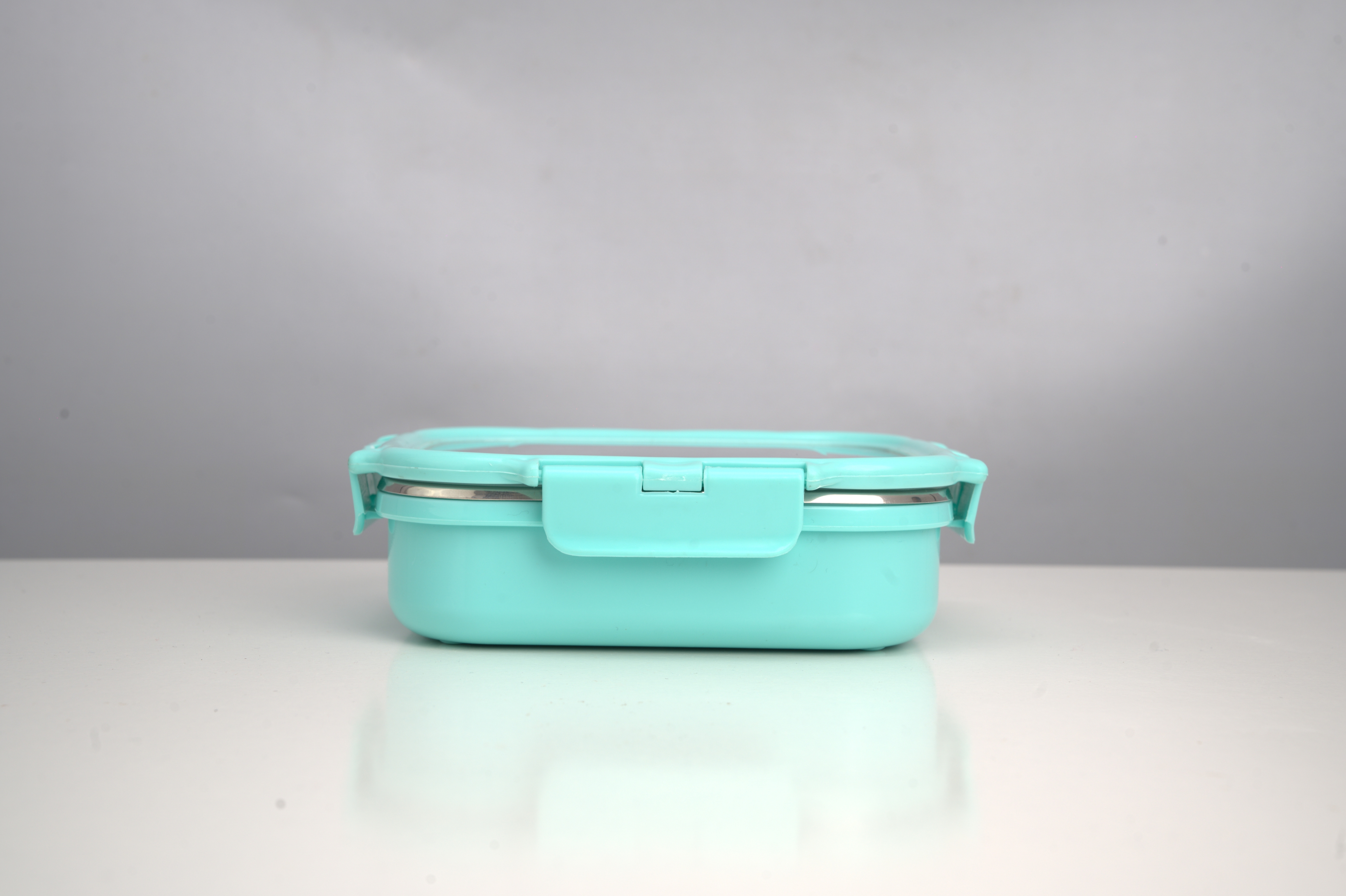 Veigo HeatUp Large Insulated Stainless Steel Leakproof & Airtight Lunch Box (630ml), Microwave Safe, Rectangle Shape, Light Green Cyan